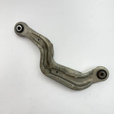 13-19 Cadillac XTS brazo de control superior suspensión trasero derecho pasajero 22868236 Foto 1 de 4