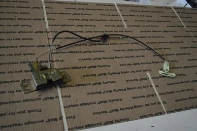 Jaguar XKR XK8 2000 2001 2002 PESTILLO DE LIBERACIÓN DE MALETERO CONVERTIBLE GJE3500 Foto 1 de 4