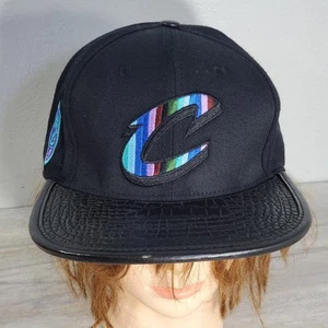 Cappello berretto NBA Cleveland Cavaliers Pro Standard baseball pelle Bill - Foto 1 di 15