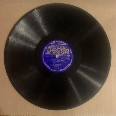 Bing Crosby, 78rpm, V+, Sweet Leilani Decca 1175 (First Pressing) - Image 1 of 2