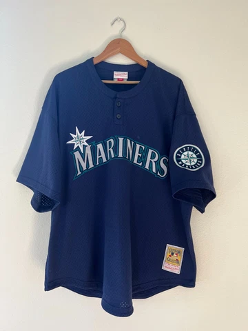 Authentic • Ichiro Suzuki •  Seattle Mariners • 2002 BP Jersey • 3XL Cover