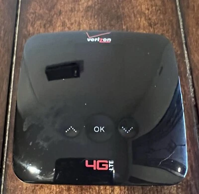 Verizon Jetpack 890L Hot Spot Modem Charges - Image 1 of 4