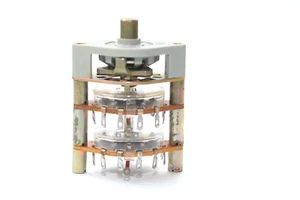 Interruptor giratorio escalonado de RFT, 12 posiciones / 2 niveles, Rotary Switch, RDA, NUEVO DE LOTE ANTIGUO - Imagen 1 de 12