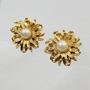 Goldfarbene Blume Sonne geplatzt Perle Mitte Modeschmuck Clip auf Ohrringe Vintage - Bild 1 von 4
