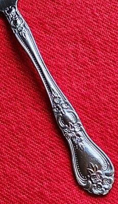 Cubiertos cubiertos Stanley Roberts PRECIOUS ROSE de acero inoxidable Rogers Co SELECCIONA Foto 1 de 2