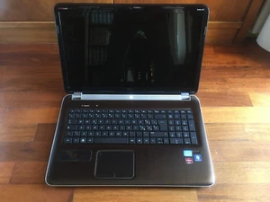 HP Pavilion dv7-6080el i5-2410M - LCD 17.3" - 4 GB DDR3 - HDD 640 GB con DIFETTO - Foto 1 di 11