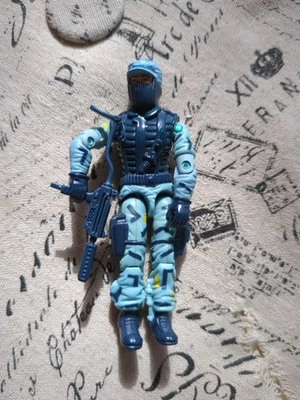 G.I. Figura SWAT Joe Hasbro 1988 Shockwave con figura Uzi extremidades sueltas Foto 1 de 2