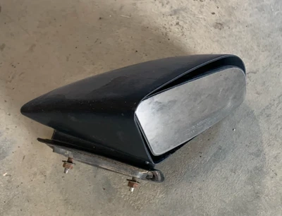 1984-88 PONTIAC FIERO PASSENGER SIDE RIGHT MANUAL DOOR  MIRROR - Image 1 of 3