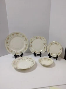 Homer Laughlin Georgian Eggshell China Service for Six 5 Piece Setting 30 Pc - Picture 1 of 14