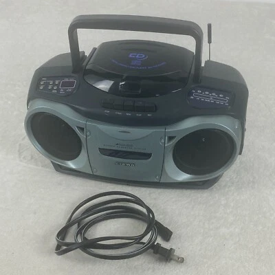 CD player portátil vintage 2000 Audiovox AM/FM estéreo preto BOOMBOX CD1896 MTV - Imagem 1 de 4