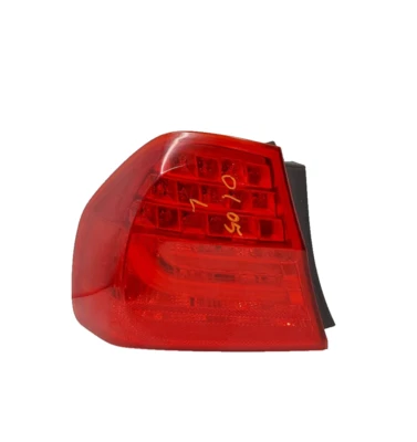 Luz trasera exterior del lado del conductor izquierdo BMW 328i 2009-2011 OEM Foto 1 de 4