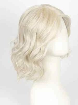 Peruca EDITOR'S PICK-Raquel Welch $VENDA16/22IcedSweetCreamLaceFtMonoTopHeatOK5STARS - Imagem 1 de 4