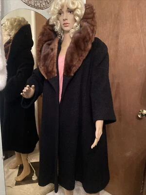 Vintage Forstmann Women’s Coat Large Mink Collar That Stands Black Wool - Image 1 of 4