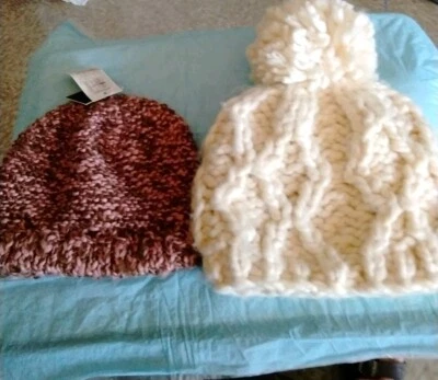 Женские зимние шляпы Madison 88 (б/у) и Alfani (новые) - Изображение 1 из 4