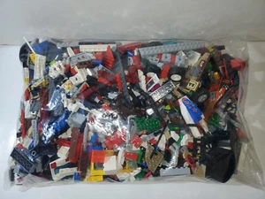 Lot Of Over 8 Pounds Of Bulk Genuine Real Lego Parts Lego Bricks Pieces (#1) - Picture 1 of 4