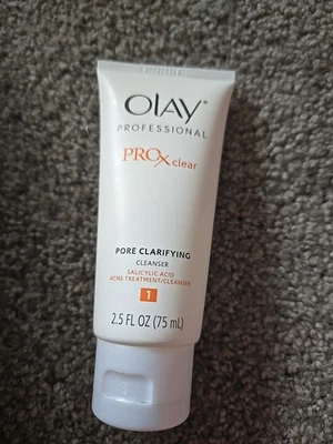 Tratamiento para el acné ácido salicílico clarificador de poros claro Olay Professional Pro X 2,5 Foto 1 de 4
