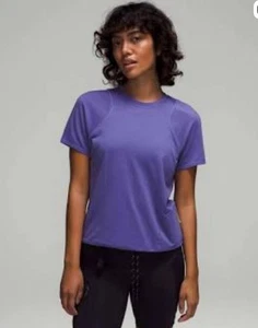 Lululemon leichtes lila Damen-T-Shirt mit geringem Saum Wandern 10 sportlich - Bild 1 von 11