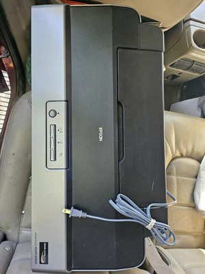 Epson Stylus Photo R1900 Digital Photo Inkjet Printer PLEASE READ DESCRIPTION  - Image 1 of 4