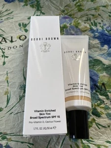 Bobbi Brown Vitamin Enriched Skin Tinted Moisturizer SPF 15 (Light 1) 1.7oz/50ml - Picture 1 of 5