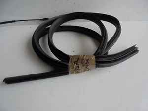 FORD FOCUS C MAX 03-10 PASSENGER SIDE REAR DOOR SEAL / RUBBER - Picture 1 of 1
