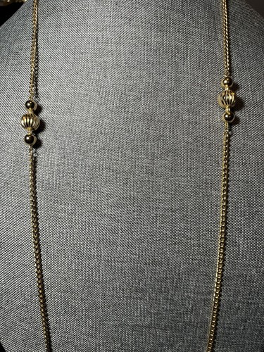 VETEMENTS Collana lunga singolo due strati catena versatile tono oro zucca e rotonda