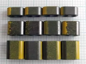 Núcleos binoculares, Fair-Rite tipo 43, 13 mm de ancho, 7, 10 y 13 mm de largo, 4 de cada uno. - Imagen 1 de 1