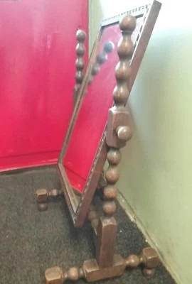 Espejo oscilante de roble vintage  Foto 1 de 3