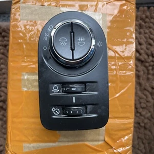 CORSA E 15-19 HEADLIGHT HEADLAMP SIDELAMP SWITCH 13470452 - Picture 1 of 2