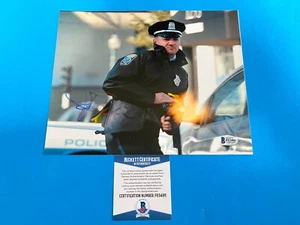 Jeremy Renner The Town Signed Auto 8x10 PHOTO Beckett BAS COA - Picture 1 of 2