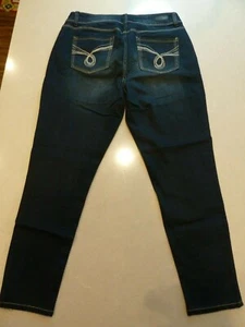 Angel's Jeans Women's Embellished Embroidered Size 14  W36" I 30" R 11" - Picture 1 of 10