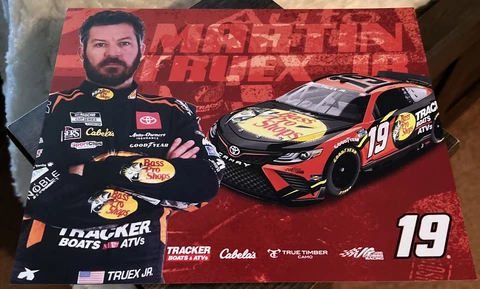 2022 MARTIN TRUEX JR. BASS PRO SHOPS NASCAR CUP SERIES POSTCARD Cover