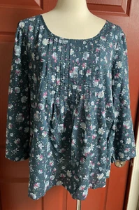 NEW J. Jill Blue Peacock Floral Print Scoop Neck 3/4 Sleeve Shirt Top sz Medium - Picture 1 of 3