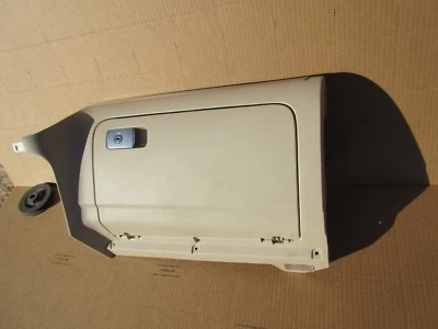 2007 VOLKSWAGEN EOS 2.0T SPORT RIGHT GLOVE BOX OEM BEIGE 1k1857135 OEM - Image 1 of 4