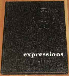 1994 SOUTHERN CONNECTICUT STATE UNIVERSITY YEARBOOK ANNUAL - Picture 1 of 1