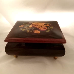 Wooden Enlay Music Box Plays Torna A Surriento 5"x4"2 1/4" - Picture 1 of 5