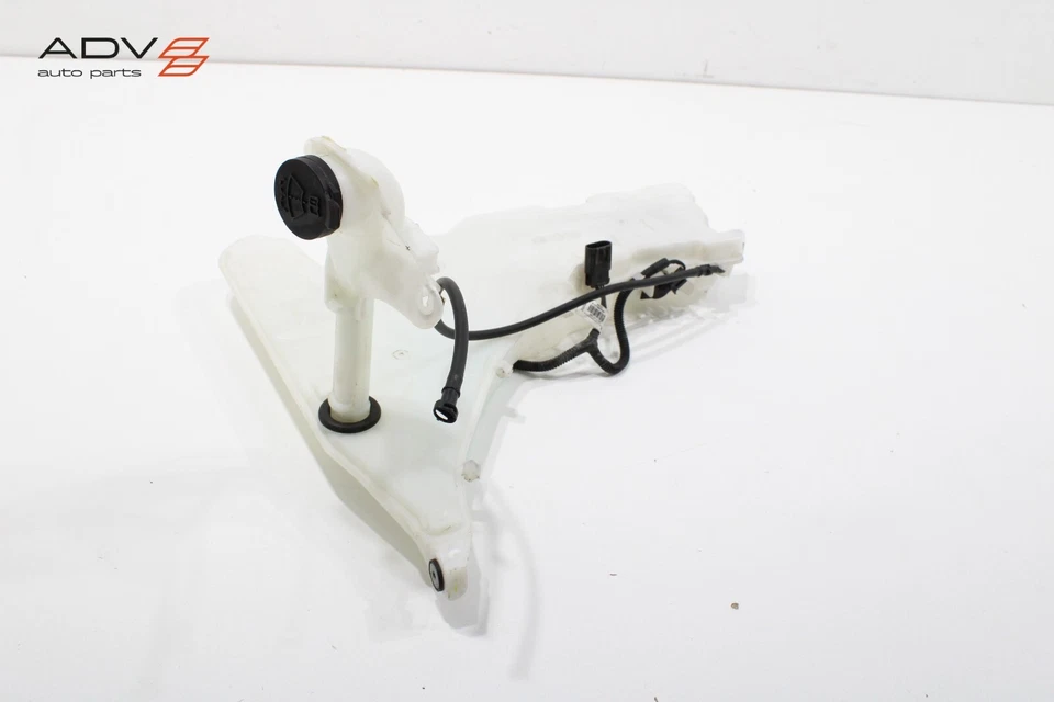 2014 - 2019 CADILLAC ATS WINDSHIELD WIPER WASHER RESERVOIR TANK W/ PUMP OEM - Image 1 of 4