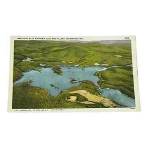 Hermosa postal Blue Mountain Lake & Village Adirondack Mountains NY A679 - Imagen 1 de 2