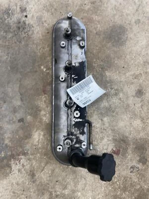 01-08 Cubierta de válvula izquierda Chevy Silverado 3500; 6,0 l; Oe# 12570427 Foto 1 de 4