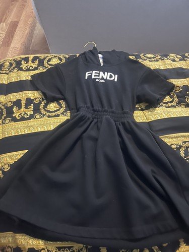 Abito nero per ragazza Fendi taglia 6