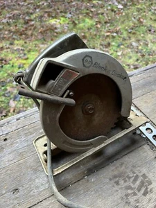 Vintage Black And Decker Circular Saw - Picture 1 of 5