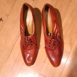 Kings Highway La Caja de Zapatos Vintage España 2.5" Tacón Talla Brogue de especias de calabaza 8B - Imagen 1 de 10