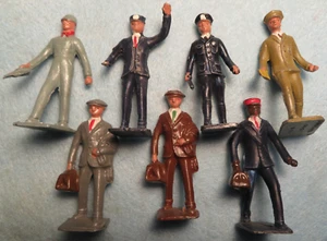 7 figure di piombo vintage PIATTAFORMA/TRENO/FERROVIA Lincoln Logs USA - Foto 1 di 13