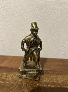 Peerage Dickens Figurine - Picture 1 of 3