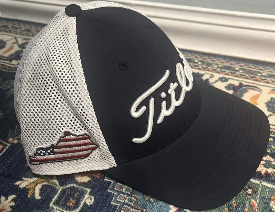 Gorra de Golf Titleist Ajustable Roja Blanca Azul KY State Malla Camionero Snapback  Foto 1 de 4