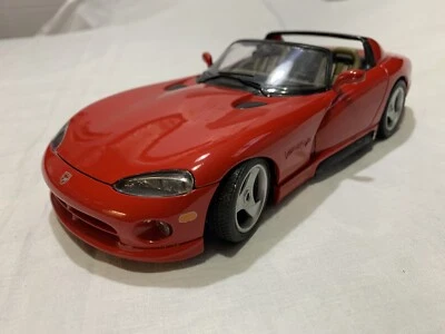 Viper Dodge Burago 1:18 No Maisto Polistil Mebetoys  - Immagine 1 di 4