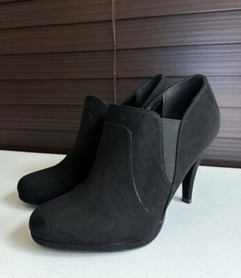 Botines Fergie Cacey para mujer negros punta almendra cremallera lateral 9,5 M Foto 1 de 4