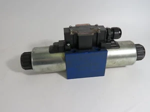 Rexroth R901020558 Directional Valve 24VDC 4WE10J40/CG24N9DJL Missing Screw USED - Picture 1 of 4
