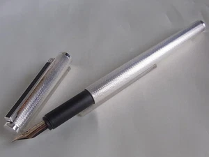Dunhill Fountain Pen 14K EF Nib Silver Plated Barley Black Line Clip - Picture 1 of 12