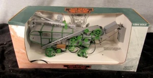 VINTAGE JOHN DEERE SPECCAST 1/28TH SCALE 1938 28X46 THRESHER DIE CAS (EZS002908) - Picture 1 of 10