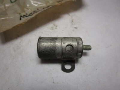 Lawn Boy 677299 Walk-Behind Lawnmower Condenser (missing nut) for 1000, 1200 - Image 1 of 4